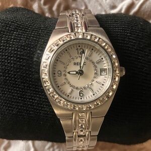 Relic Women's Crystal Accent Silver-Tone Round Case Link Bracelet Band Watch